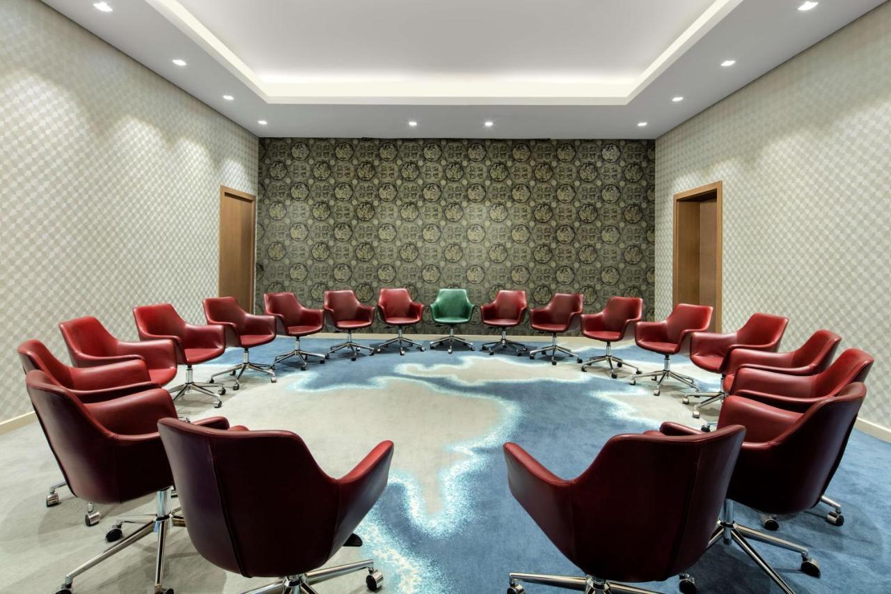 Radisson Blu Hotel Apartment Dubai Silicon Oasis Экстерьер фото