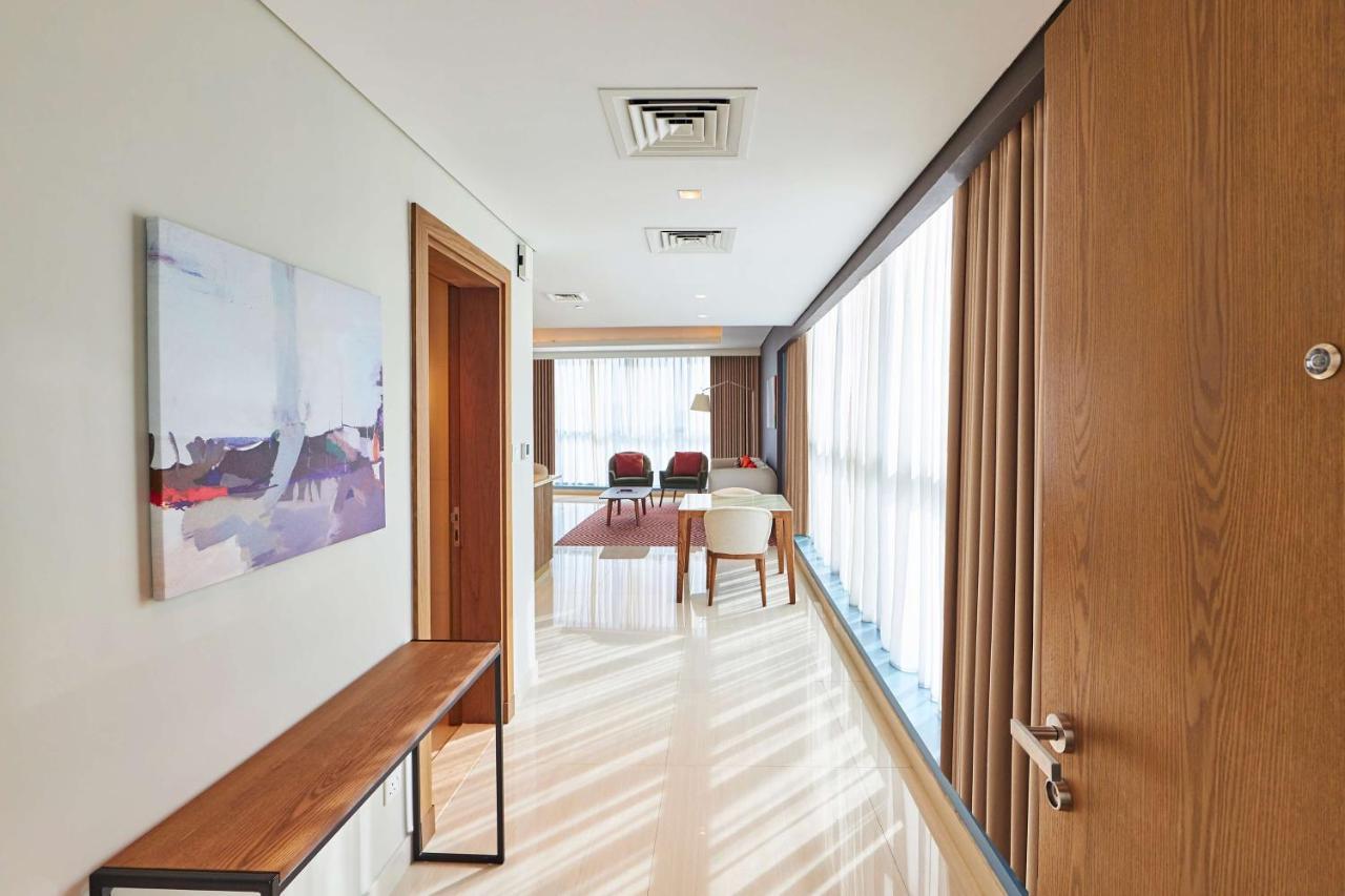 Radisson Blu Hotel Apartment Dubai Silicon Oasis Экстерьер фото