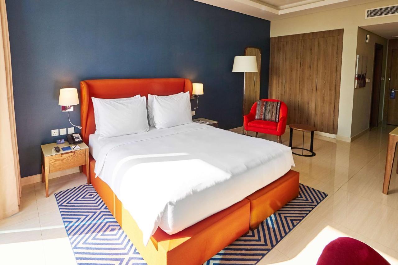 Radisson Blu Hotel Apartment Dubai Silicon Oasis Экстерьер фото