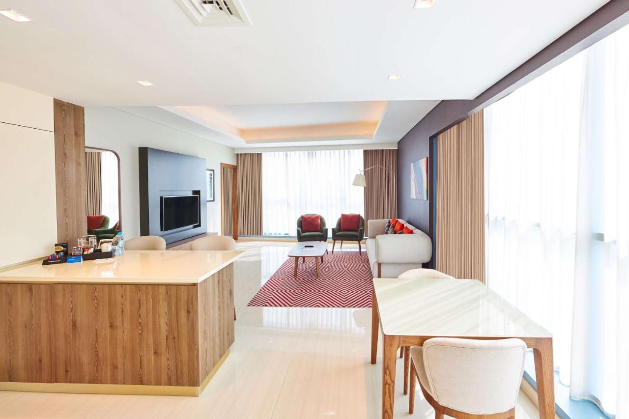 Radisson Blu Hotel Apartment Dubai Silicon Oasis Экстерьер фото